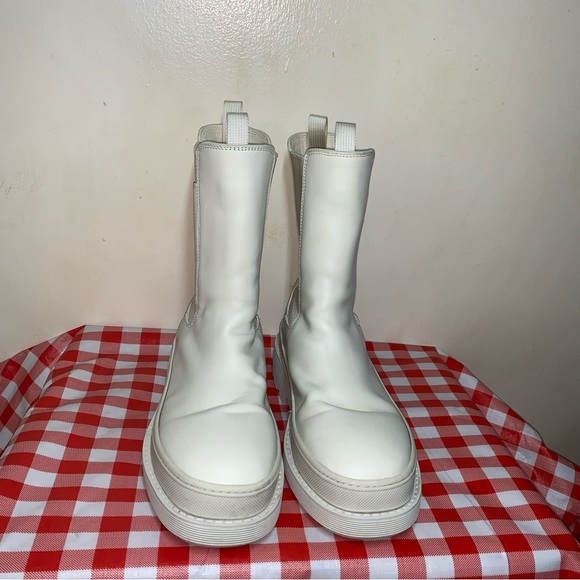 CHRISTIAN DIOR Leather Chelsea Boots Size 7 US / 37 EUR - Picture 3 of 16